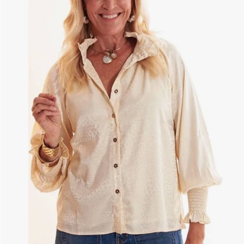 CK BRADLEY-Women's Cream Button-Up Blouse